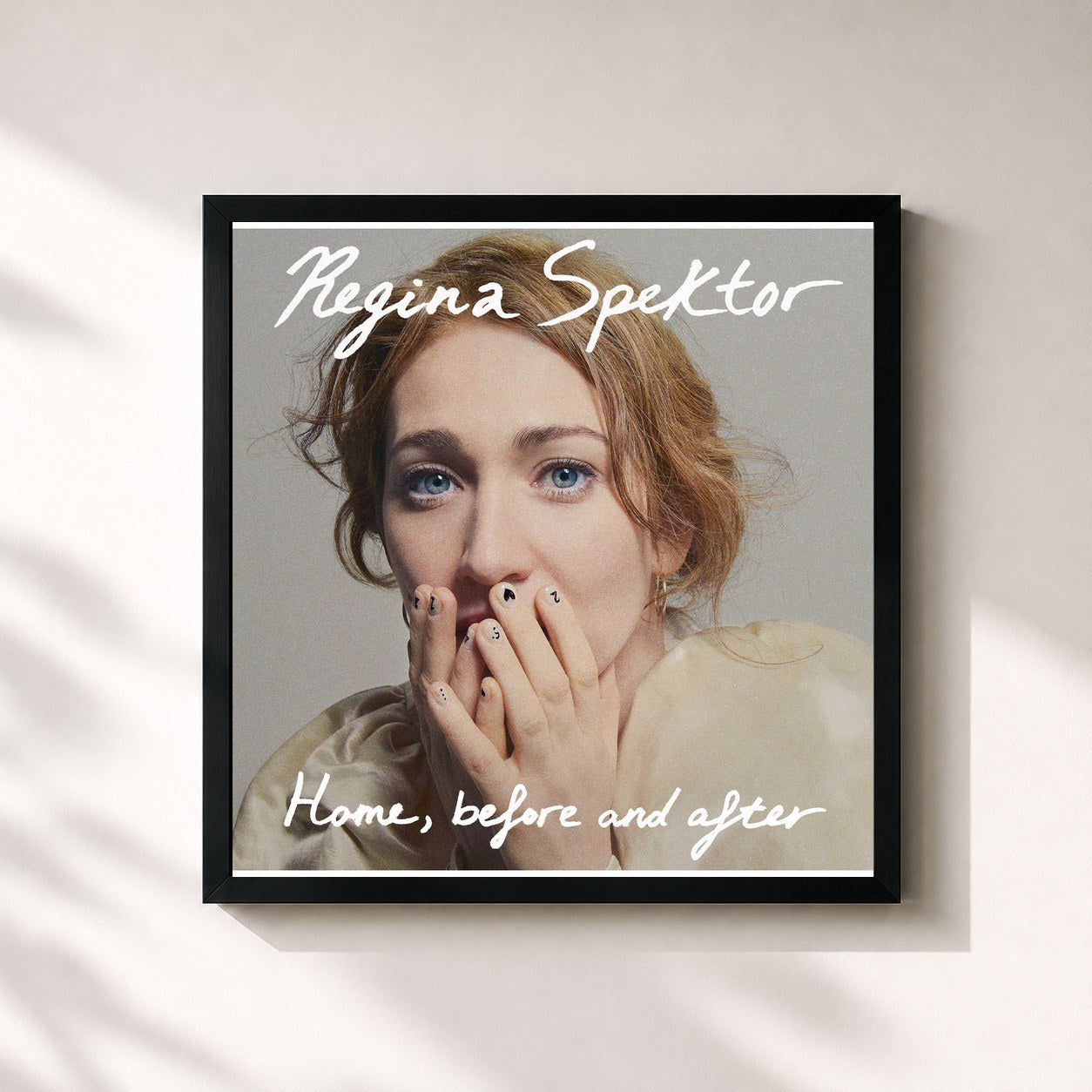 #noir Tableau carré de l'album Home, before and after de Regina Spektor, cadre noir 32x32 cm