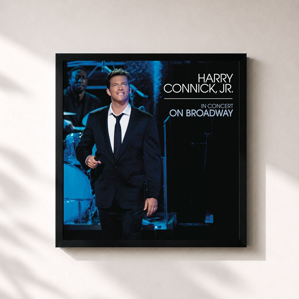 #noir Tableau carré de l'album In Concert On Broadway de Harry Connick Jr., cadre noir 32x32 cm