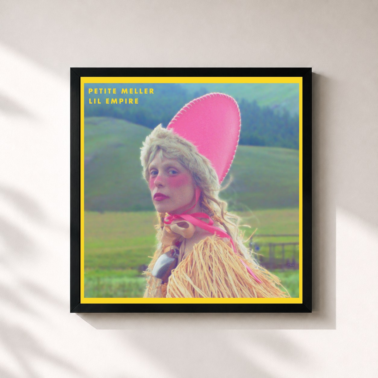 #noir Tableau carré de l'album Lil Empire de Petite Meller, cadre noir 32x32 cm