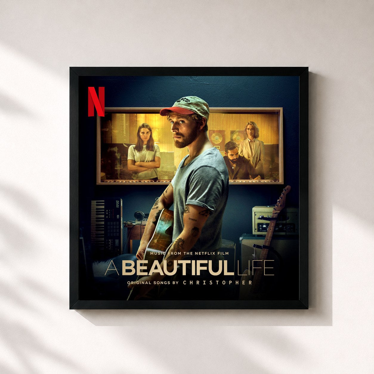 #noir Tableau carré de l'album A Beautiful Life (Music From The Netflix Film) de Christopher, cadre noir 32x32 cm
