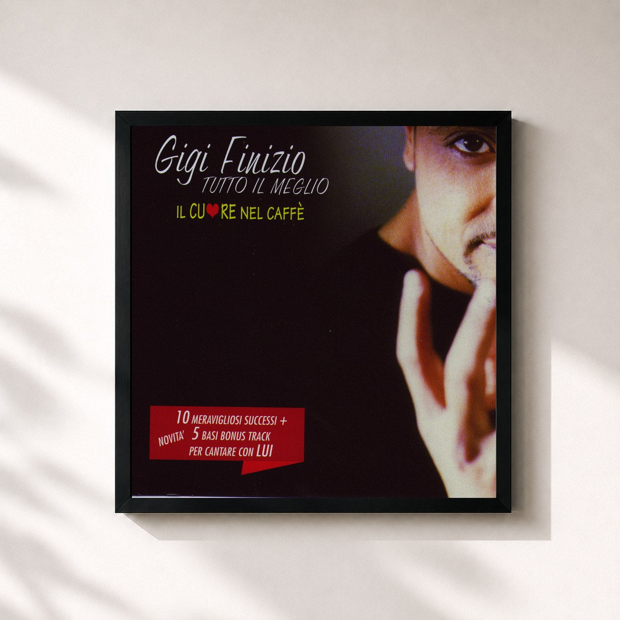 #noir Tableau carré de l'album Il Cuore Nel Caffe' de Gigi Finizio, cadre noir 32x32 cm