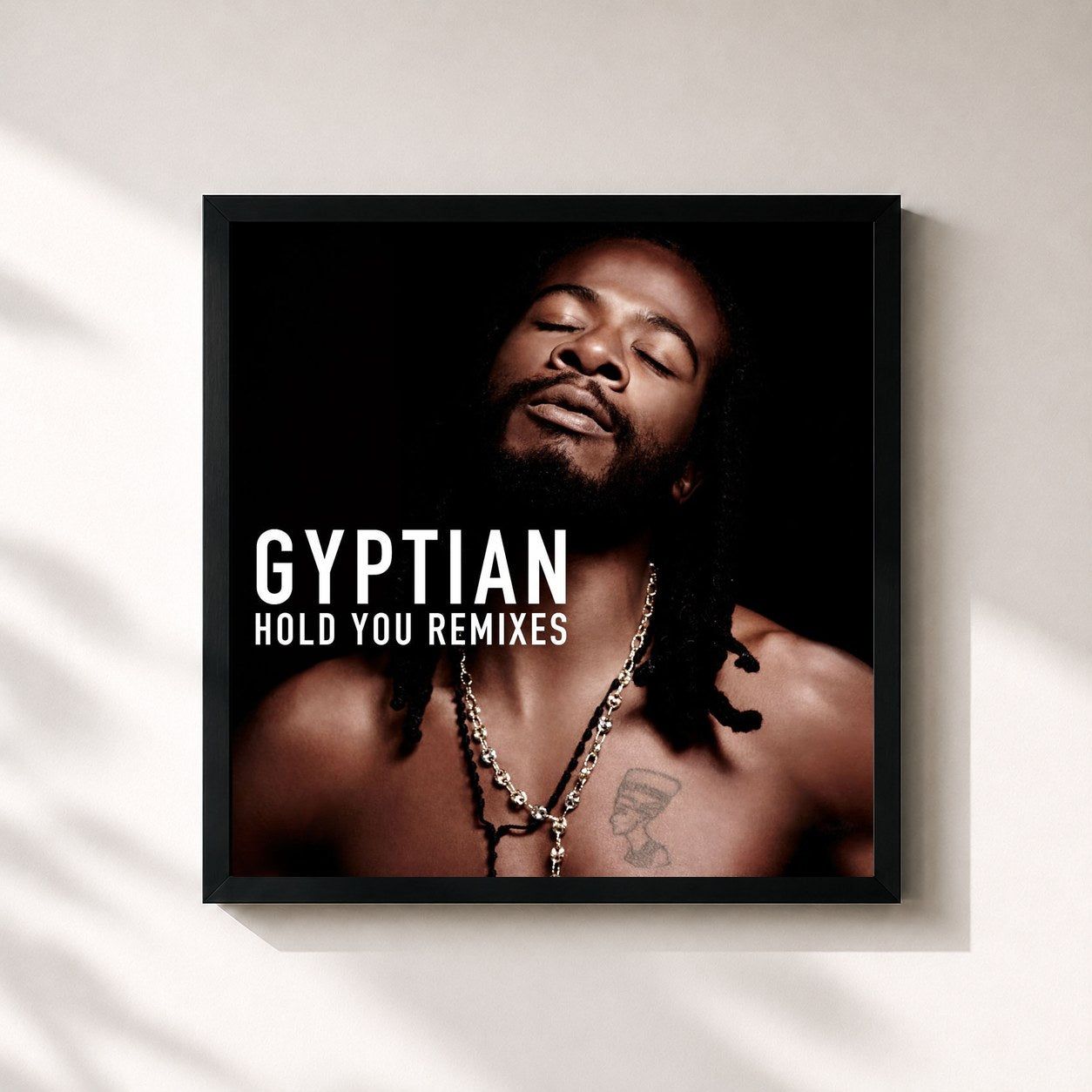 #noir Tableau carré de l'album Hold You Remixes de Gyptian, cadre noir 32x32 cm