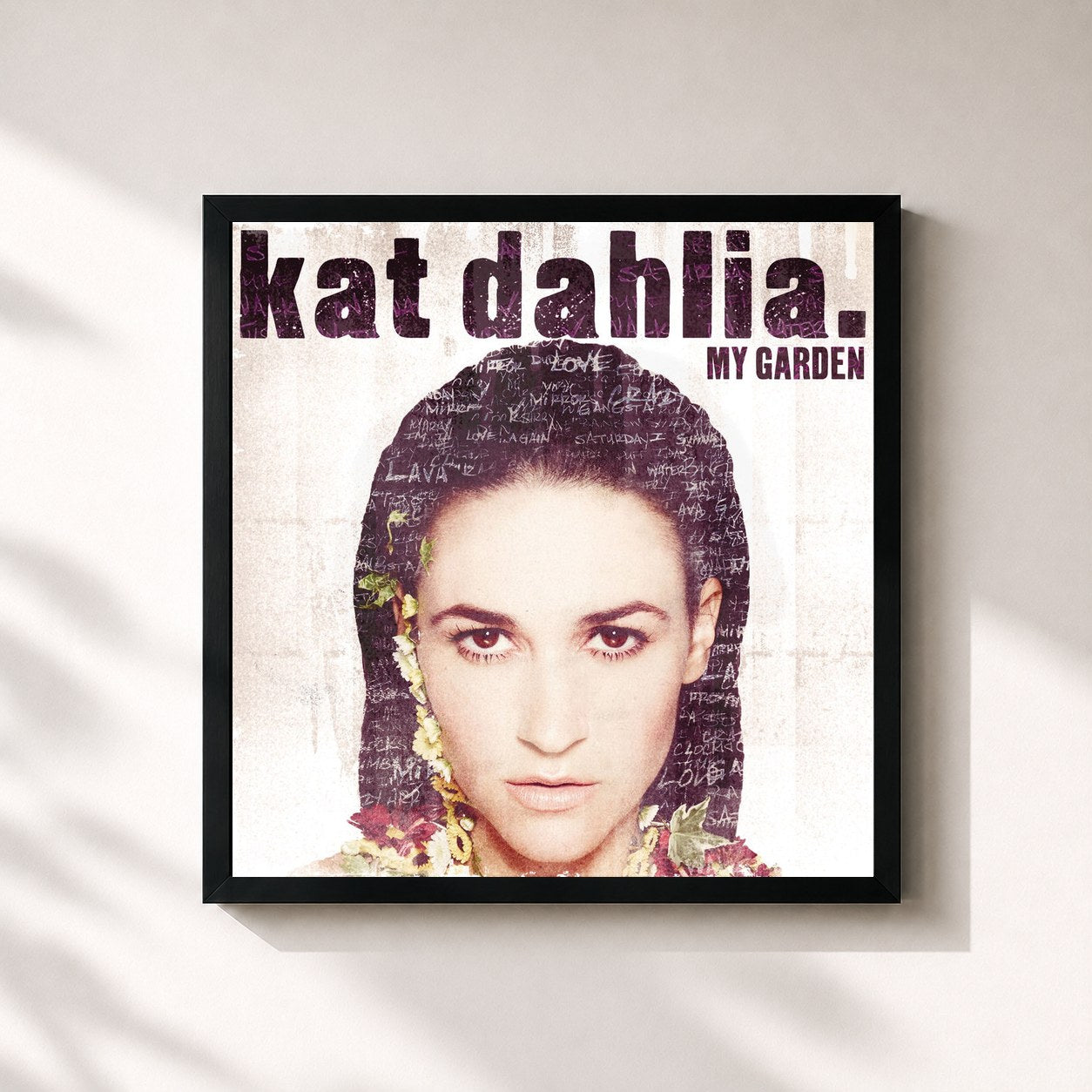#noir Tableau carré de l'album My Garden de Kat Dahlia, cadre noir 32x32 cm