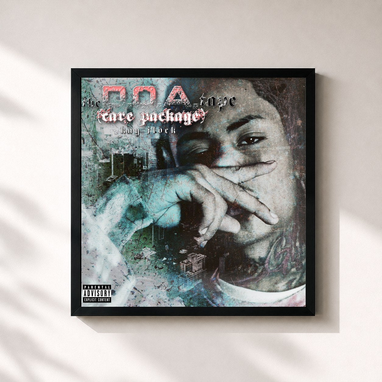 #noir Tableau carré de l'album The D.O.A. Tape (Care Package) de Kay Flock, cadre noir 32x32 cm