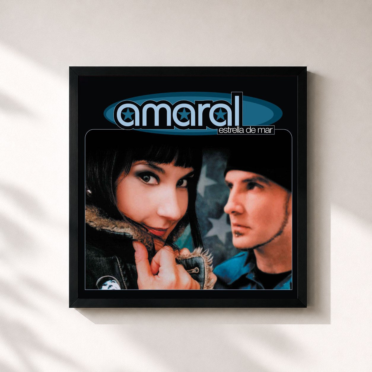 #noir Tableau carré de l'album Estrella De Mar de Amaral, cadre noir 32x32 cm