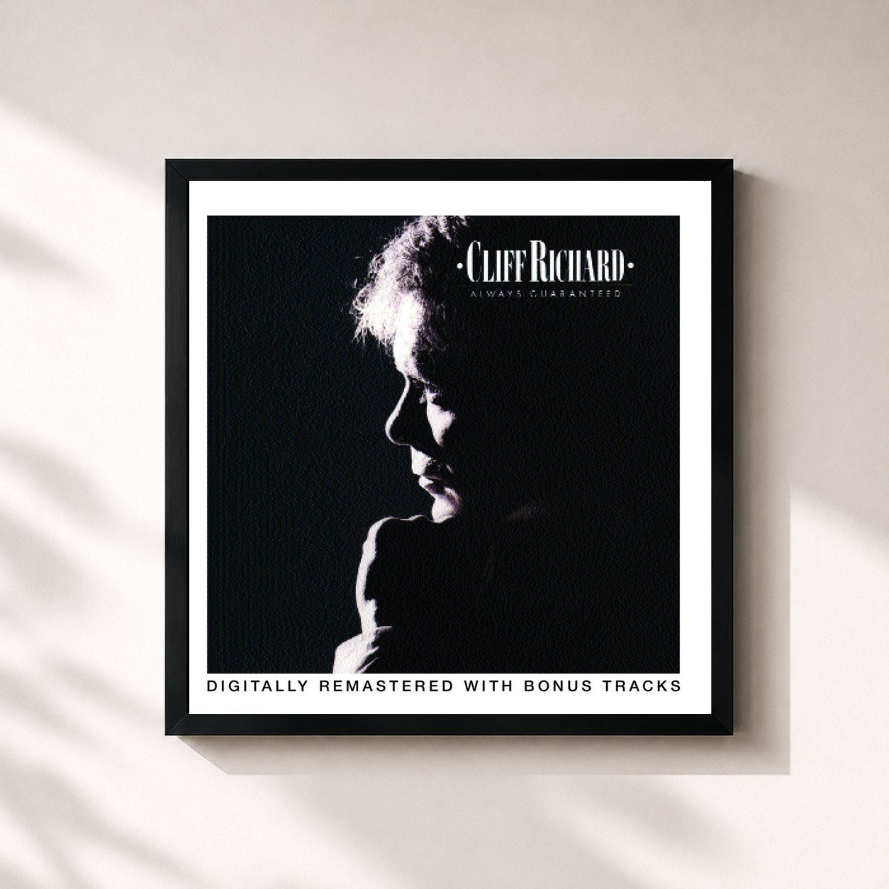 #noir Tableau carré de l'album Always Guaranteed de Cliff Richard, cadre noir 32x32 cm