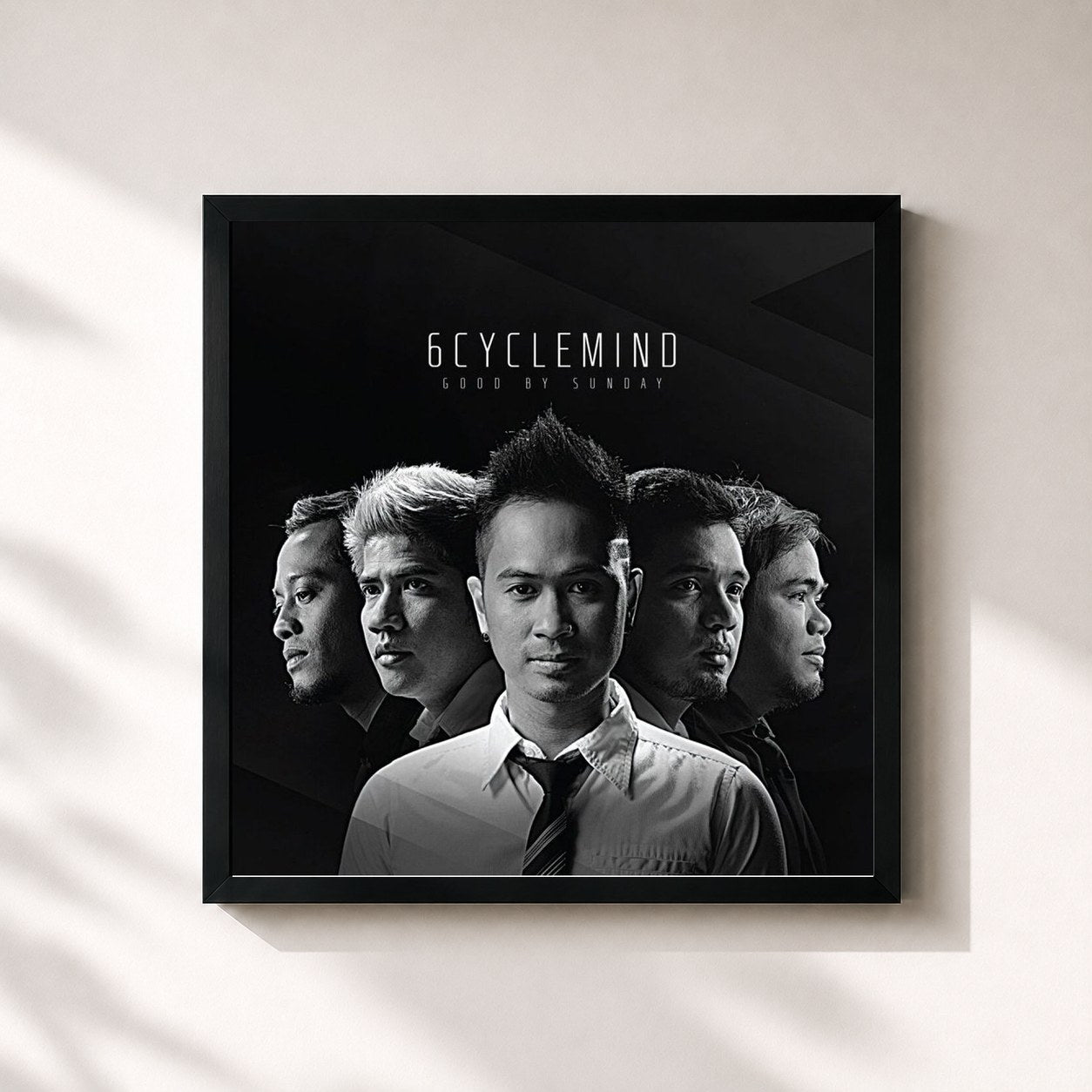 #noir Tableau carré de l'album Good by Sunday de 6CycleMind, cadre noir 32x32 cm