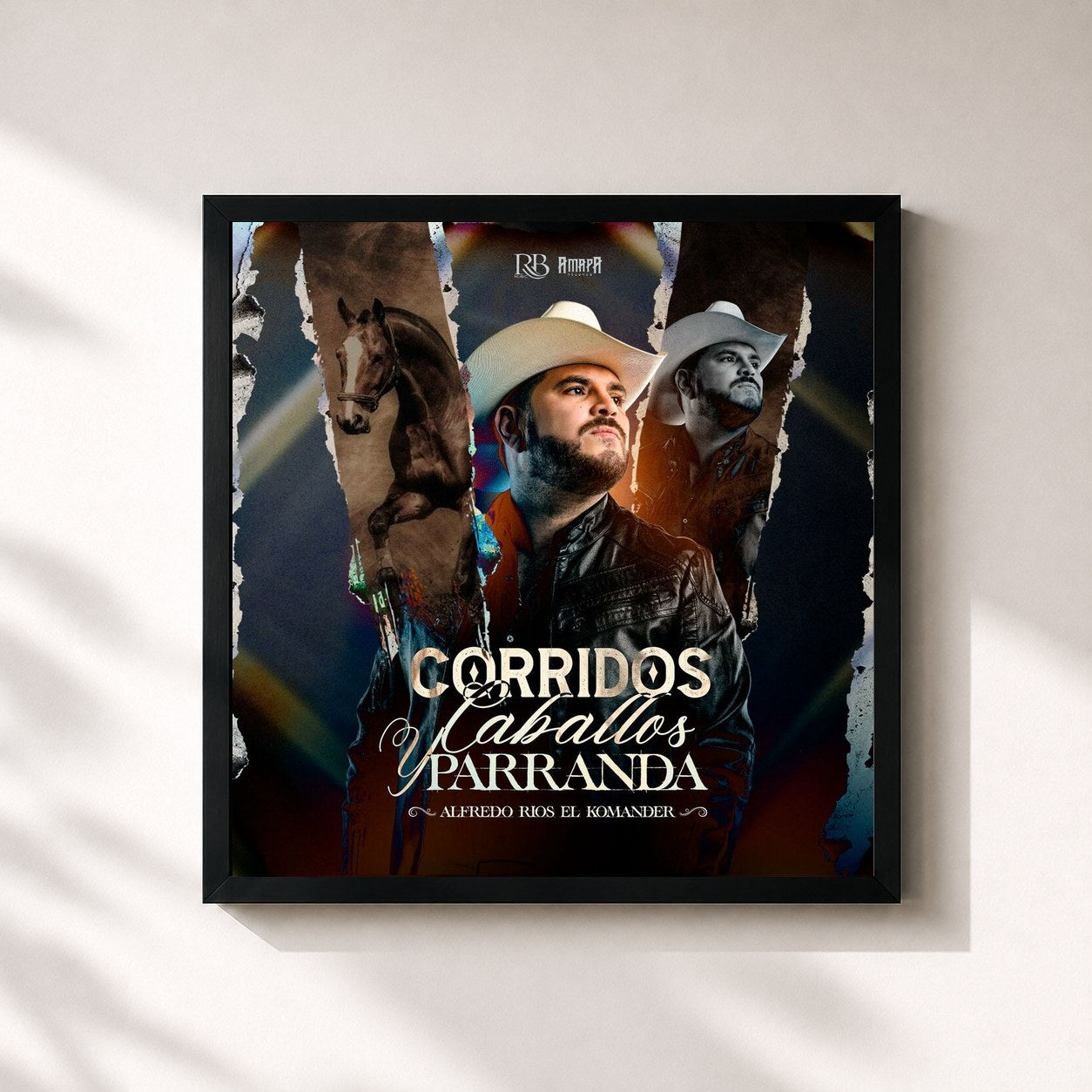 #noir Tableau carré de l'album Corridos, Caballos, Y Parranda de El Komander, cadre noir 32x32 cm