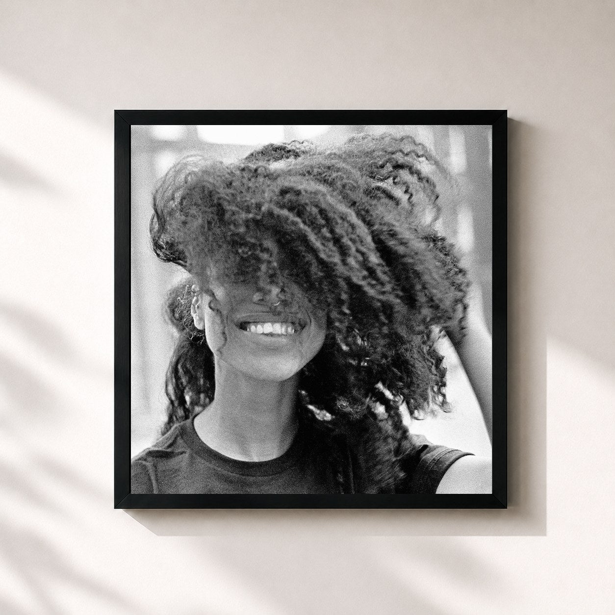 #noir Tableau carré de l'album Lianne La Havas de Lianne La Havas, cadre noir 32x32 cm