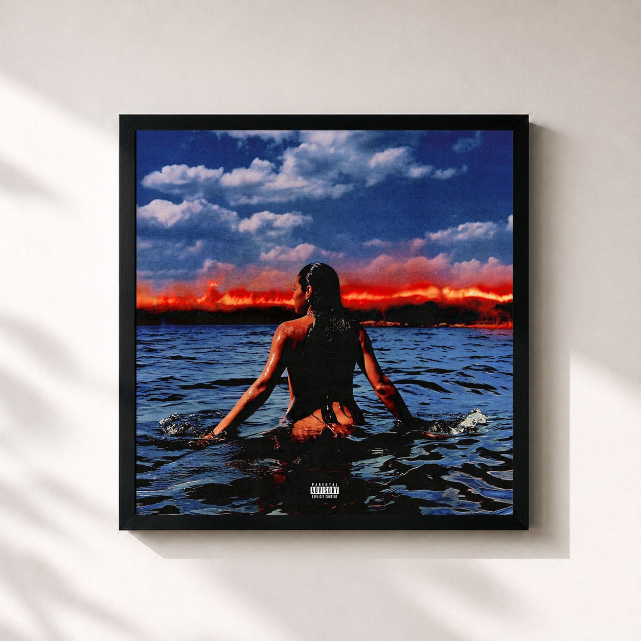 #noir Tableau carré de l'album A LITTLE VENGEANCE de Jessie Reyez, cadre noir 32x32 cm