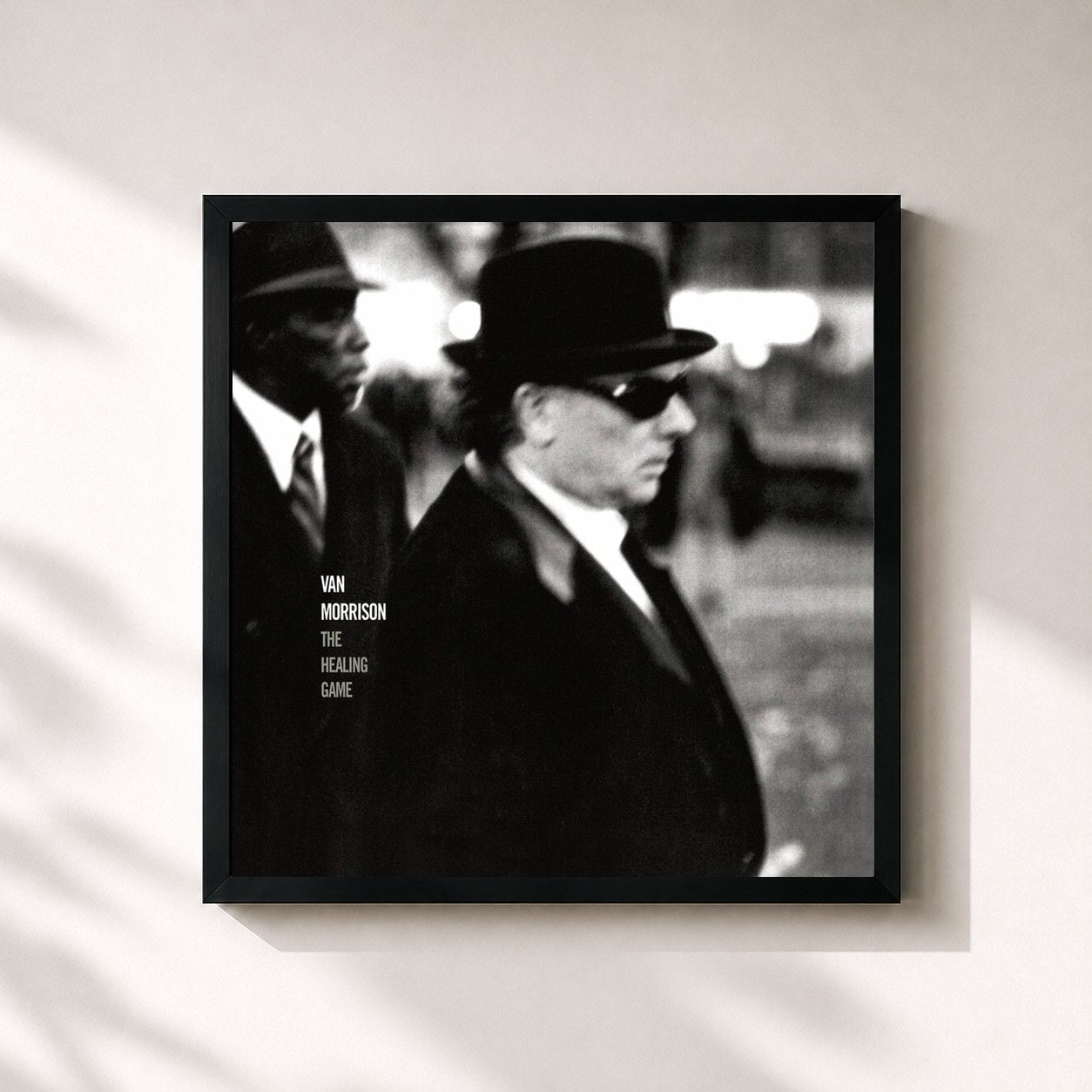 #noir Tableau carré de l'album The Healing Game (Bonus Track Version) de Van Morrison, cadre noir 32x32 cm