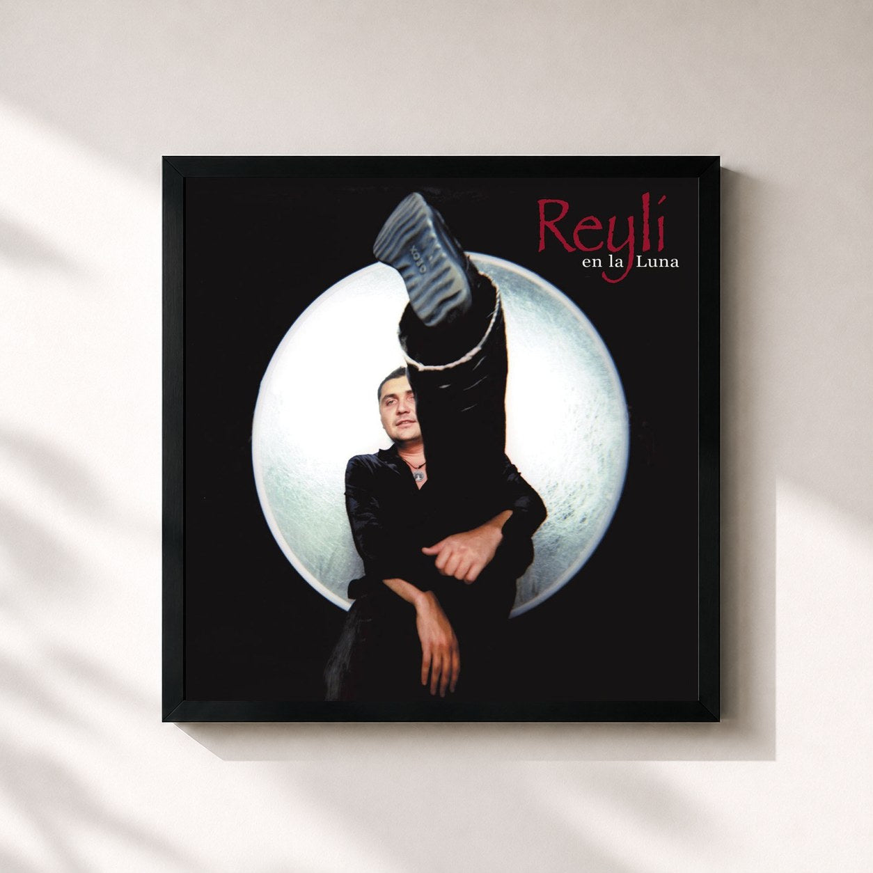 #noir Tableau carré de l'album Reyli En La Luna de Reyli Barba, cadre noir 32x32 cm