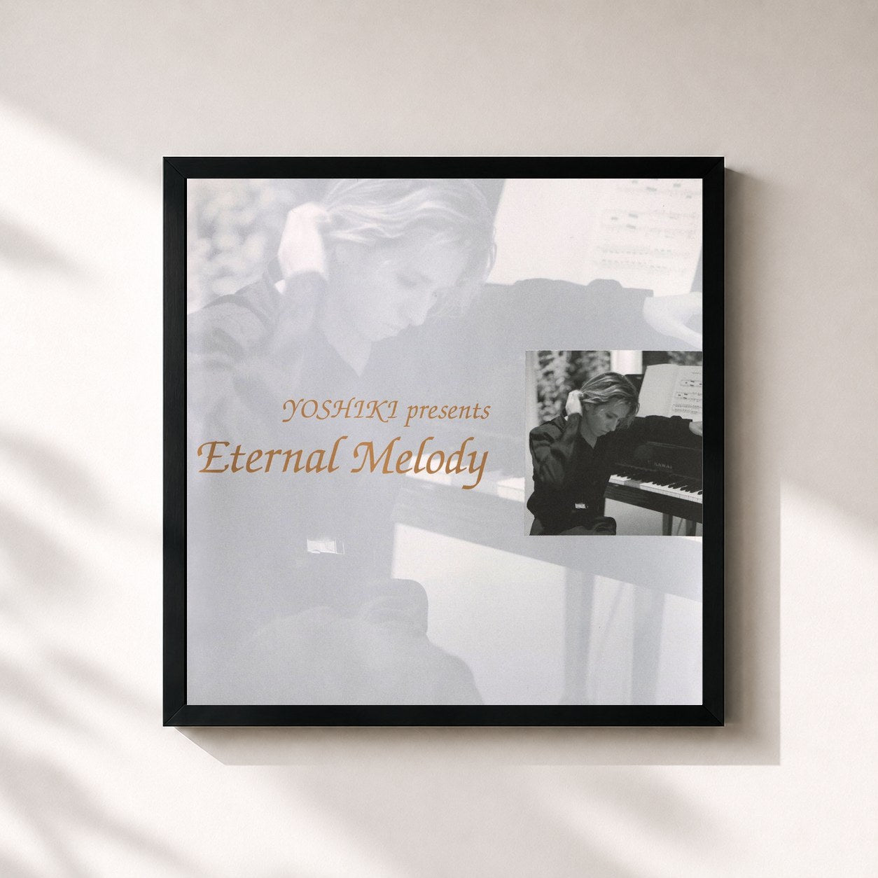 #noir Tableau carré de l'album Eternal Melody de YOSHIKI, cadre noir 32x32 cm