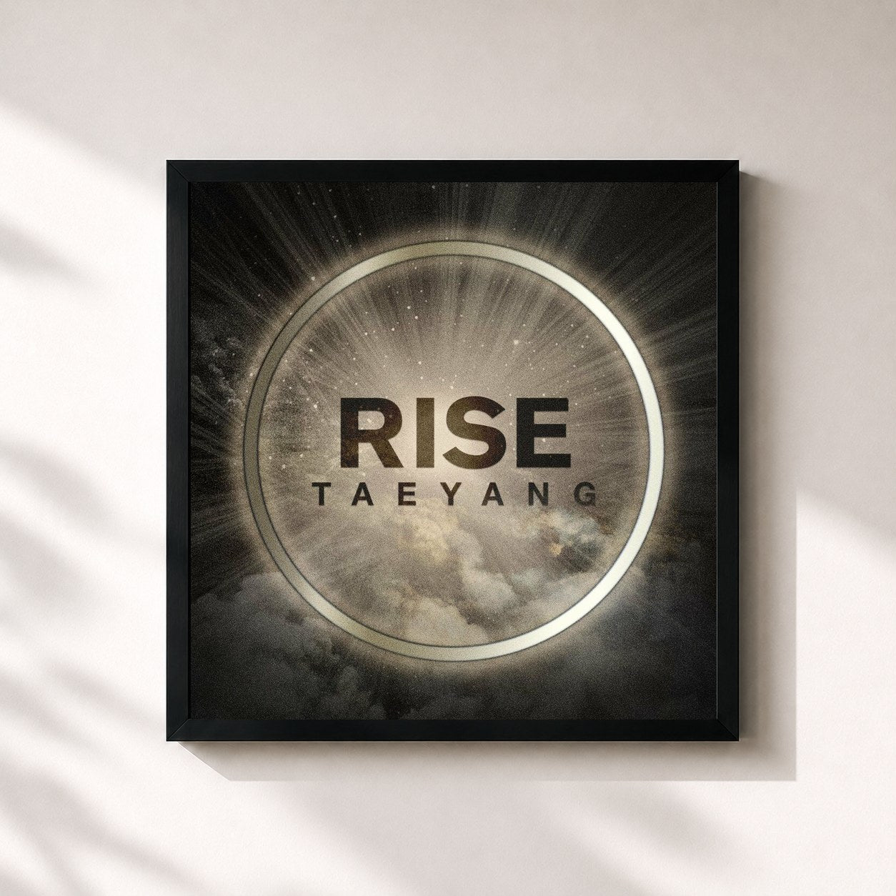 #noir Tableau carré de l'album RISE de TAEYANG, cadre noir 32x32 cm