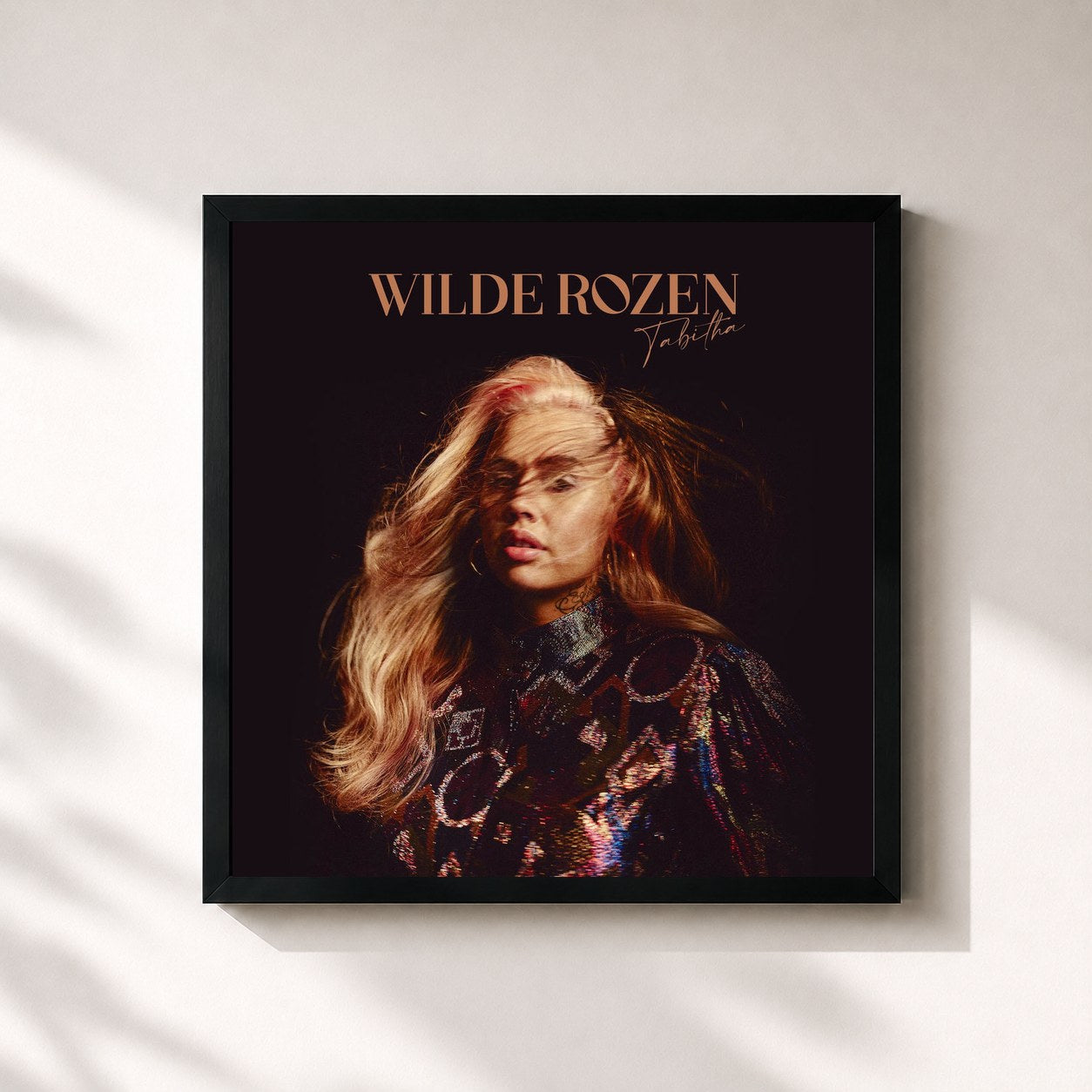 #noir Tableau carré de l'album Wilde Rozen de Tabitha, cadre noir 32x32 cm