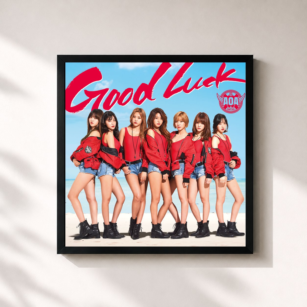 #noir Tableau carré de l'album Good Luck de AOA, cadre noir 32x32 cm