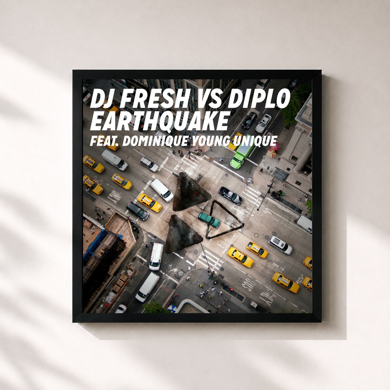 #noir Tableau carré de l'album Earthquake (DJ Fresh vs. Diplo) [Remixes] (feat. Dominique Young Unique) de DJ FRESH, cadre noir 32x32 cm