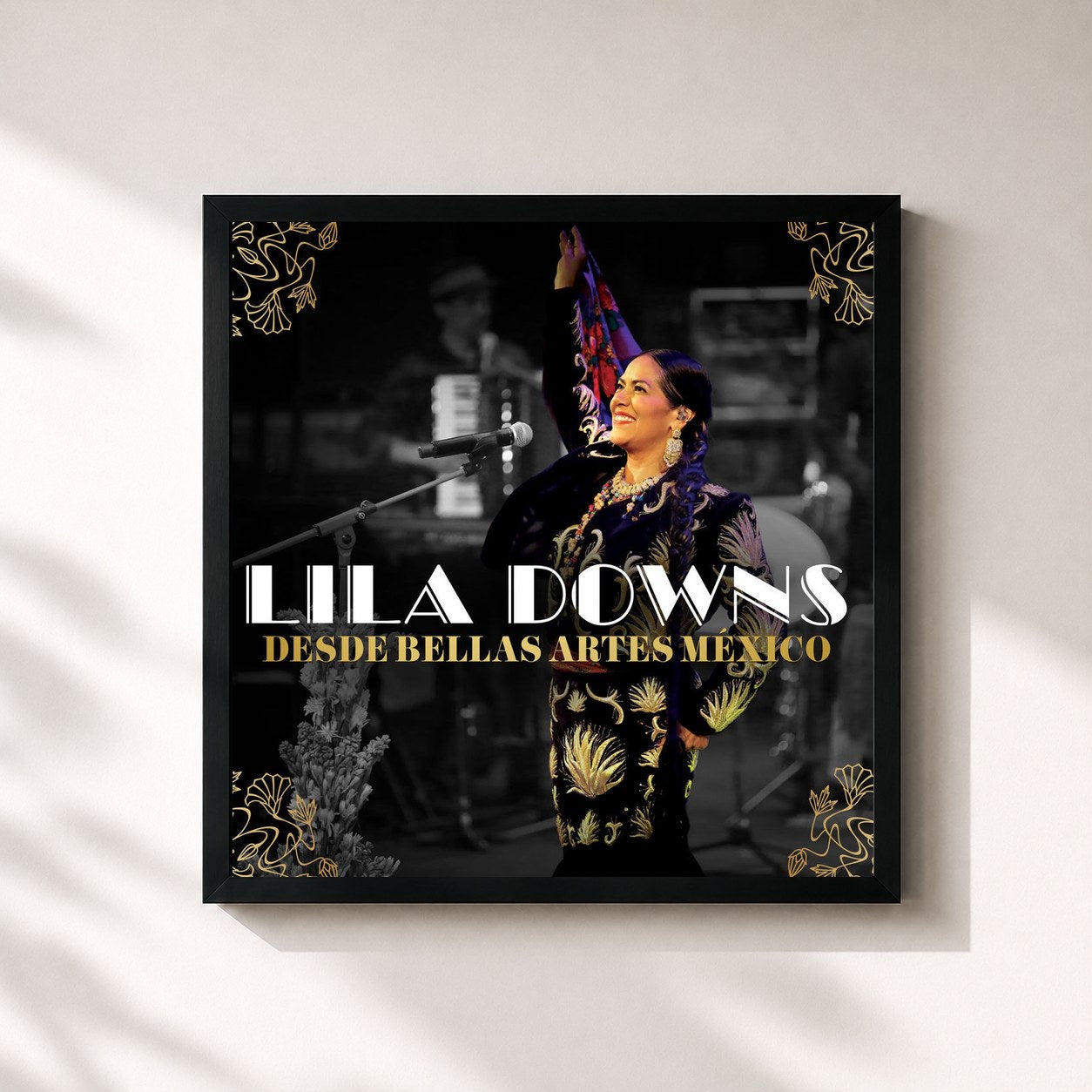 #noir Tableau carré de l'album Desde Bellas Artes México de Lila Downs, cadre noir 32x32 cm
