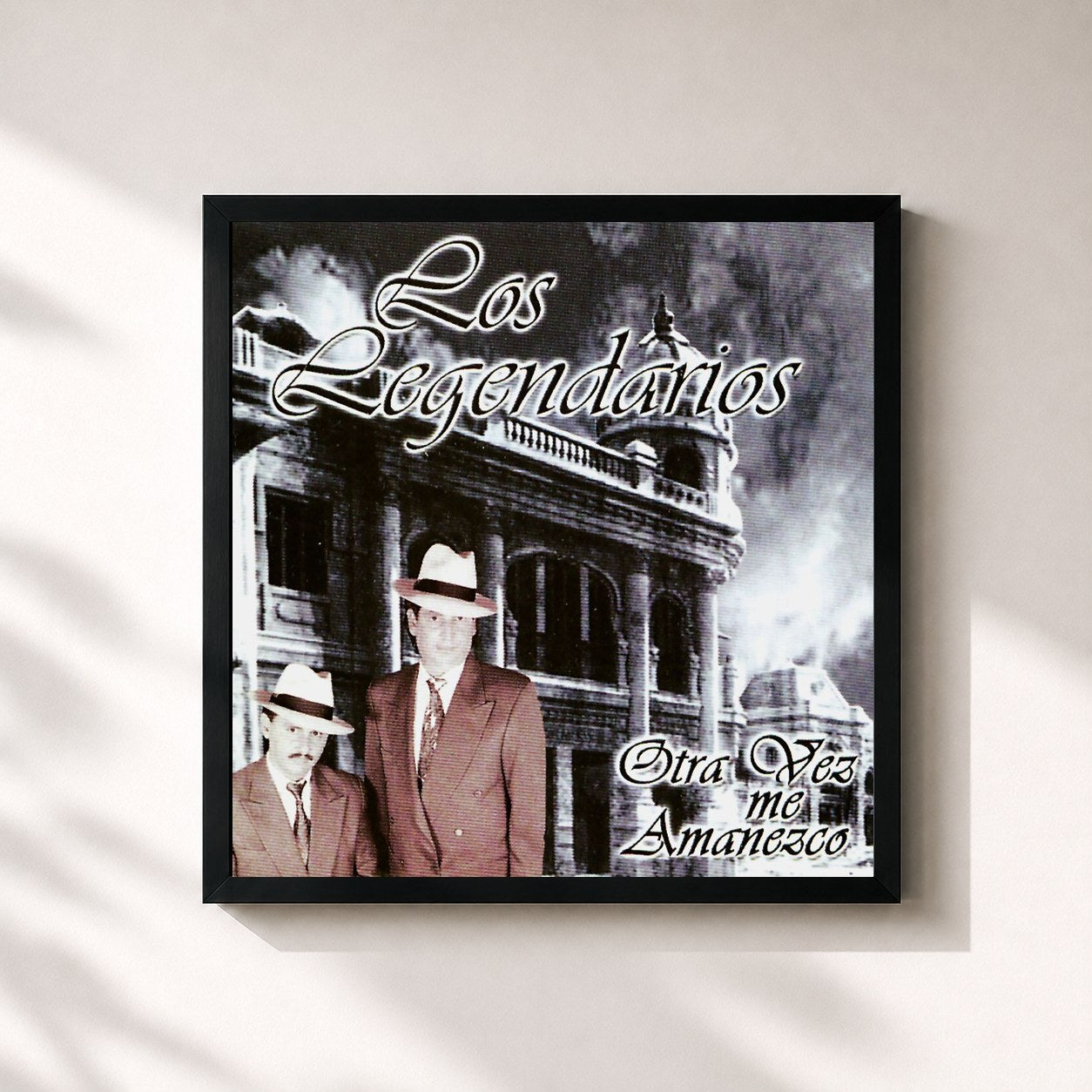#noir Tableau carré de l'album Otra Vez Me Amanezco de Los Legendarios, cadre noir 32x32 cm
