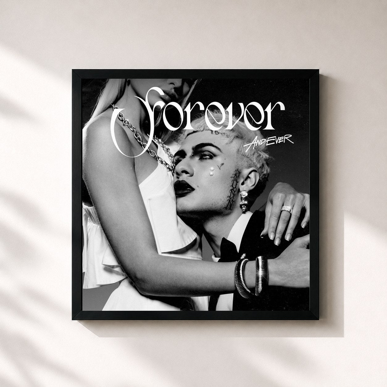 #noir Tableau carré de l'album FOREVER AND EVER de Rosa Chemical, cadre noir 32x32 cm