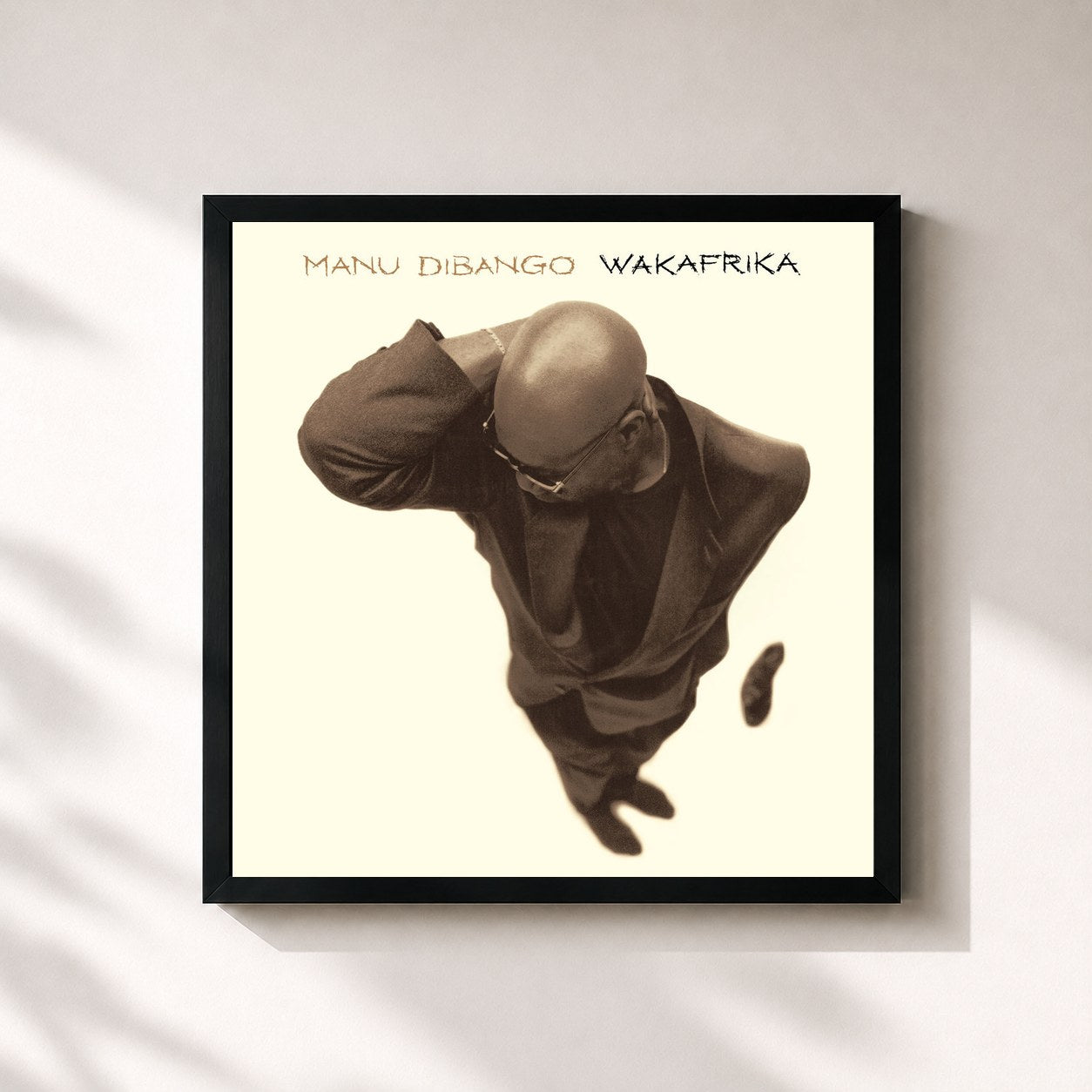 #noir Tableau carré de l'album Wakafrika de Manu Dibango, cadre noir 32x32 cm