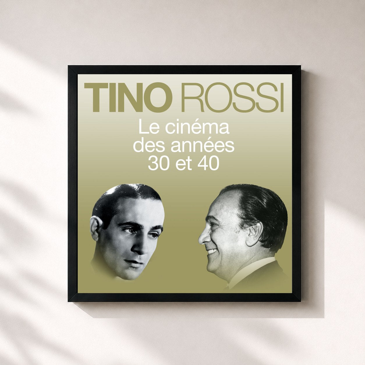 #noir Tableau carré de l'album Le cinéma des années 30 et 40 de Tino Rossi, cadre noir 32x32 cm