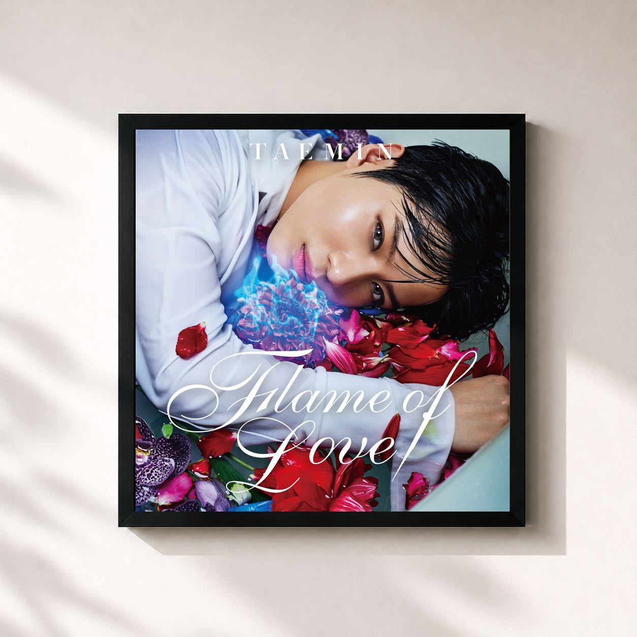 #noir Tableau carré de l'album Flame Of Love de TAEMIN, cadre noir 32x32 cm