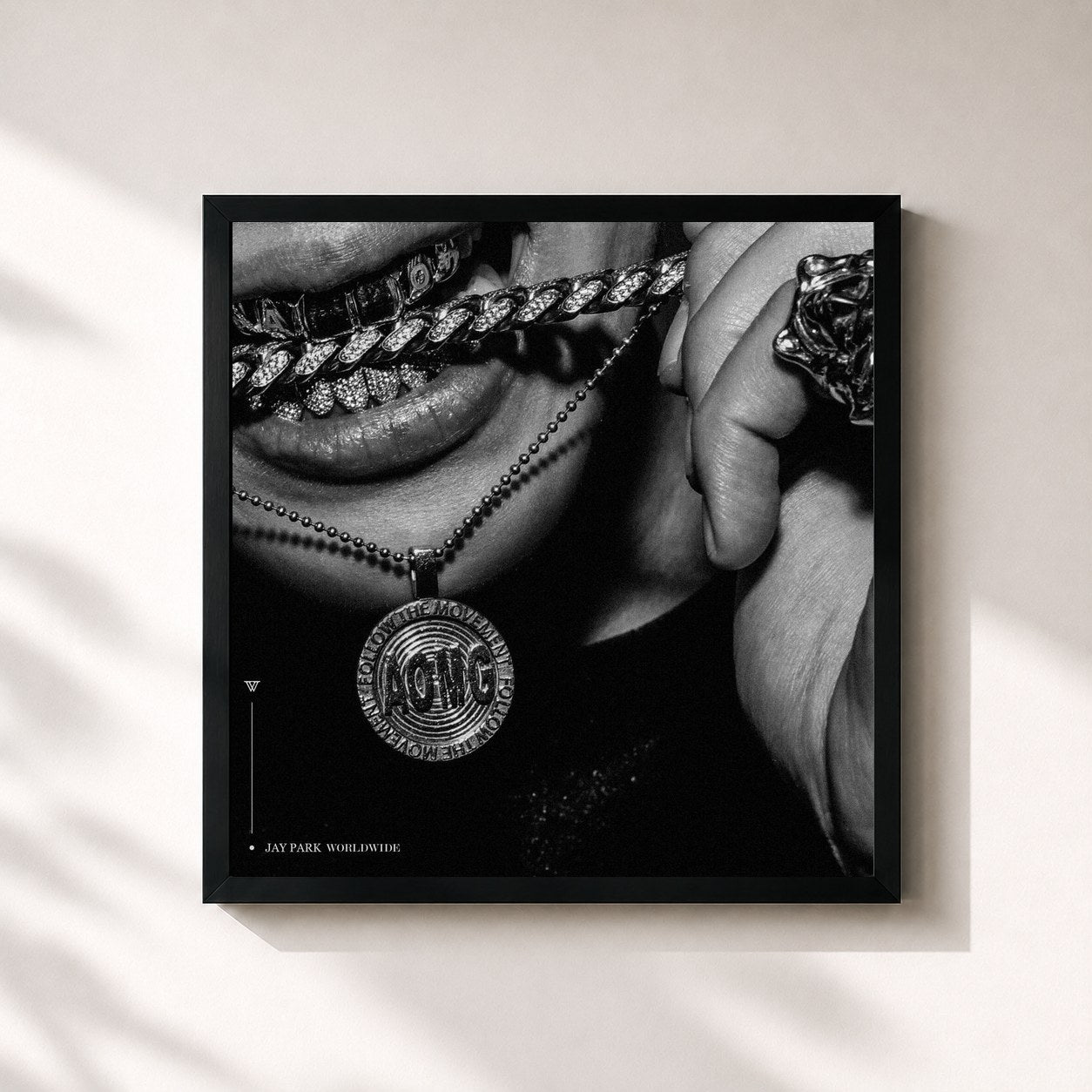 #noir Tableau carré de l'album WORLDWIDE de Jay Park, cadre noir 32x32 cm