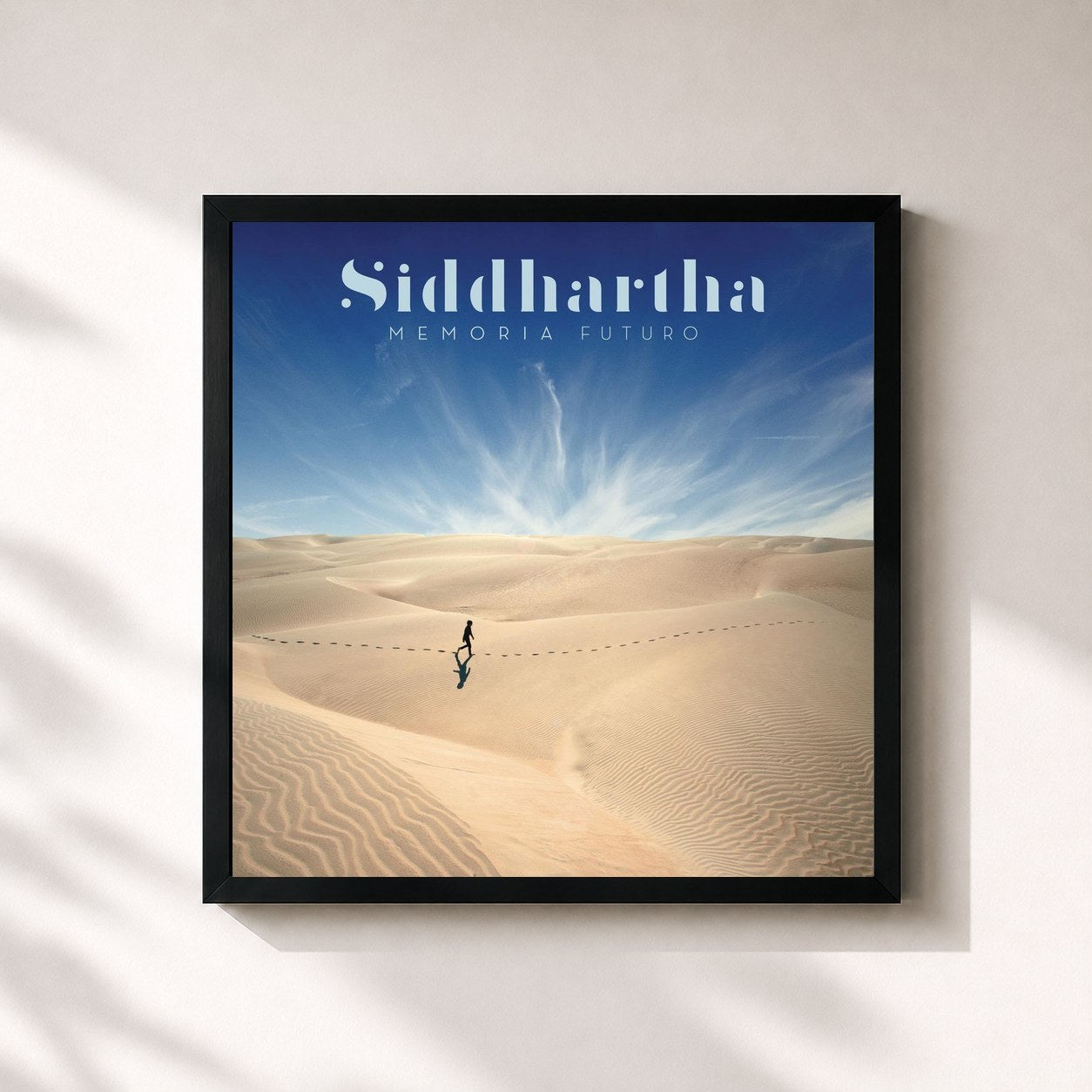 #noir Tableau carré de l'album MEMORIA FUTURO de Siddhartha, cadre noir 32x32 cm