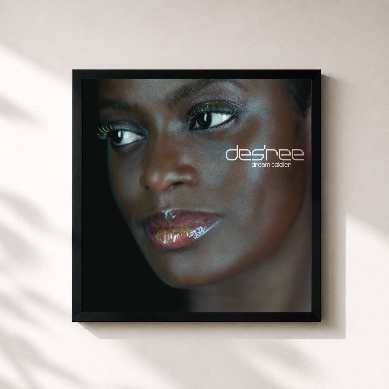#noir Tableau carré de l'album Dream Soldier de Des'ree, cadre noir 32x32 cm