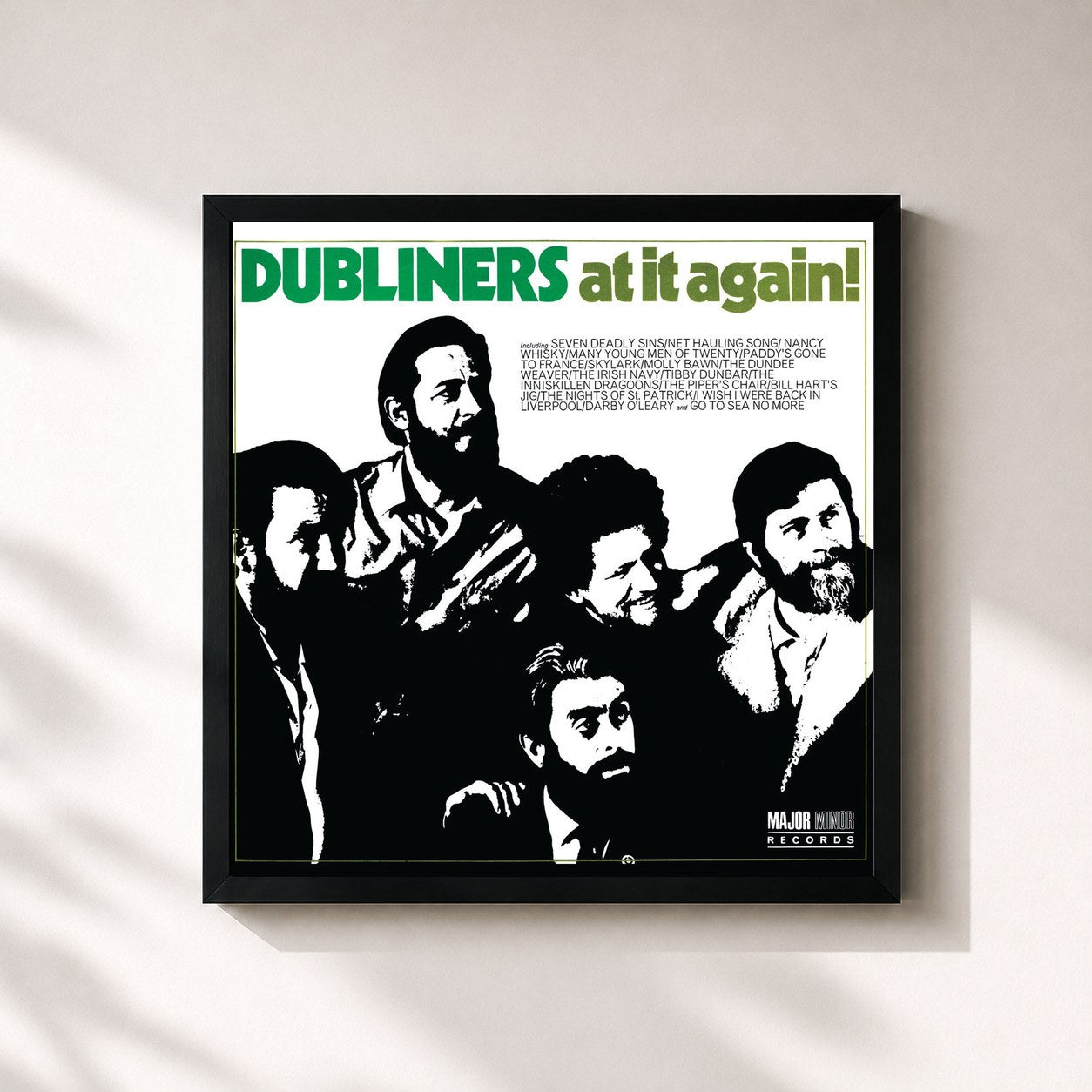 #noir Tableau carré de l'album At It Again! [2012 - Remaster] (2012 Remastered Version) de The Dubliners, cadre noir 32x32 cm