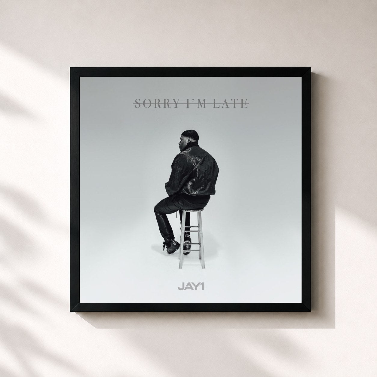#noir Tableau carré de l'album Sorry I'm Late de Jay1, cadre noir 32x32 cm
