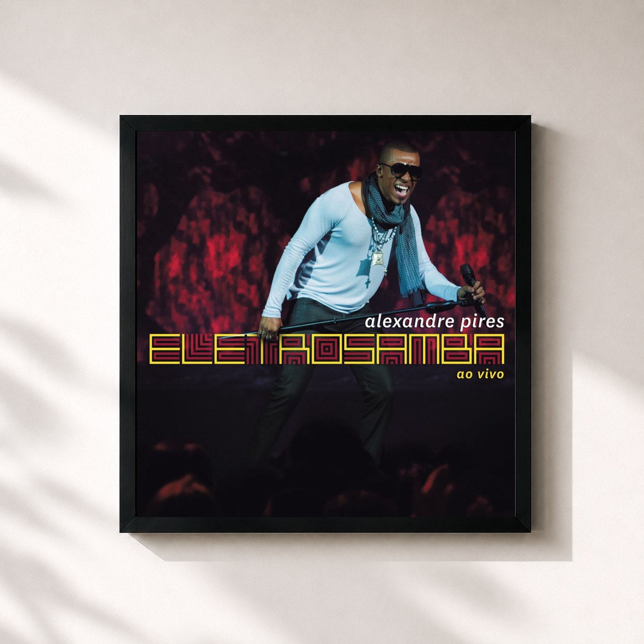 #noir Tableau carré de l'album Eletro Samba de Alexandre Pires, cadre noir 32x32 cm