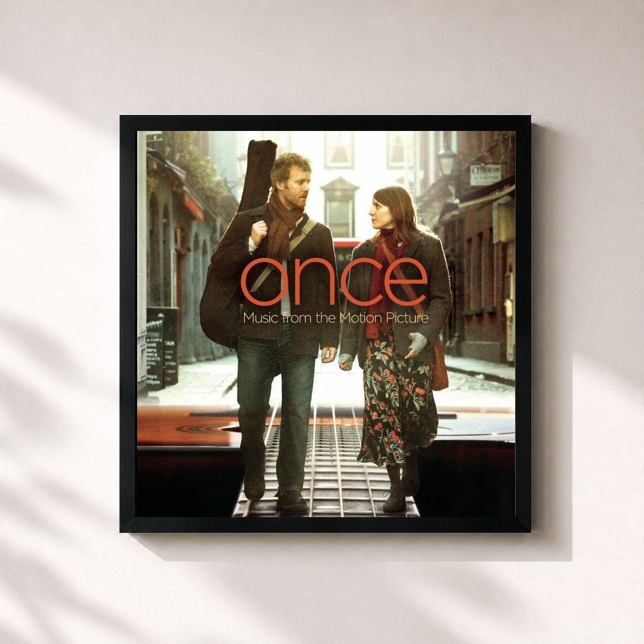 #noir Tableau carré de l'album Once (Music From The Motion Picture) de The Swell Season, cadre noir 32x32 cm
