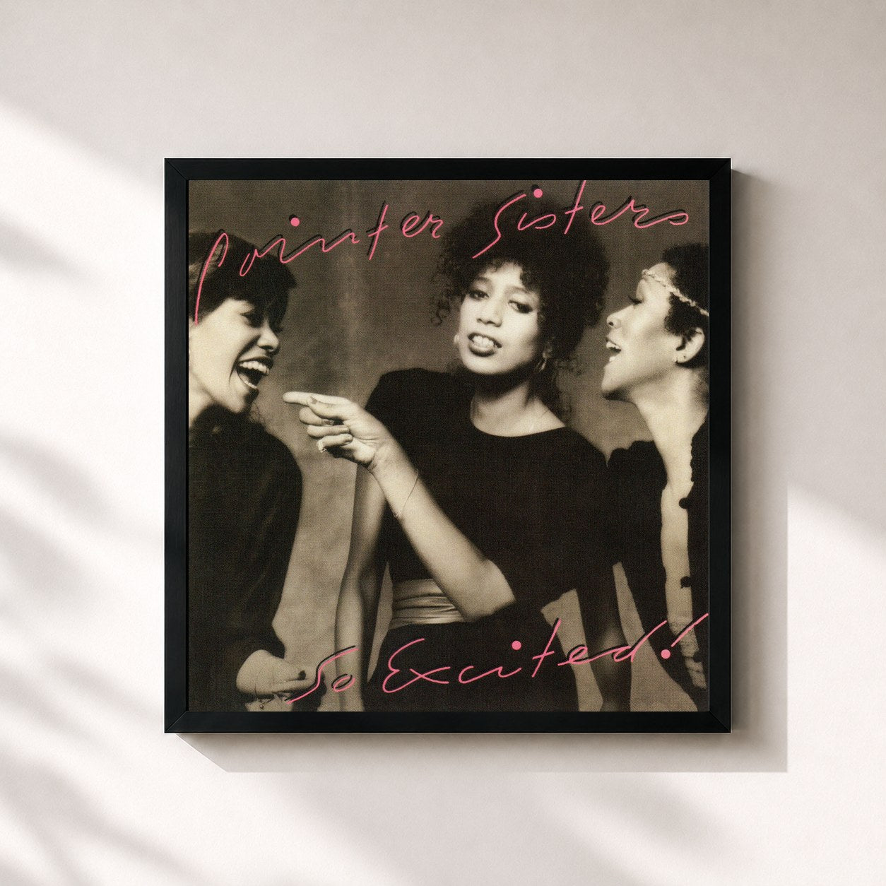 #noir Tableau carré de l'album So Excited! (Expanded Edition) de The Pointer Sisters, cadre noir 32x32 cm