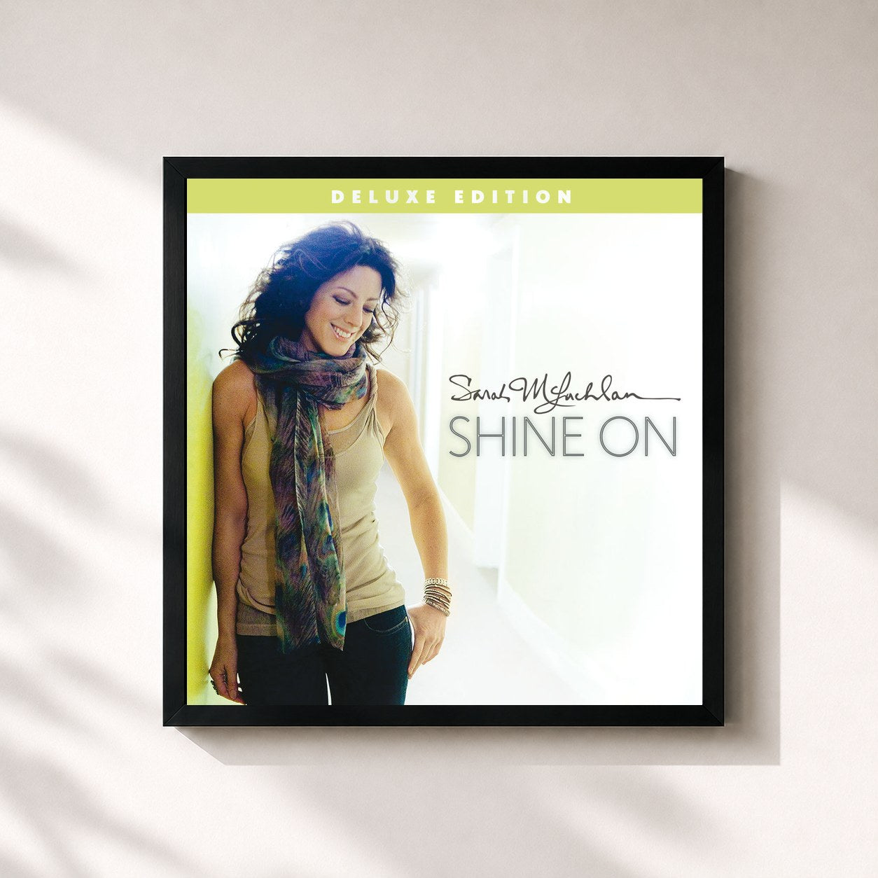 #noir Tableau carré de l'album Shine On (Deluxe Edition) de Sarah McLachlan, cadre noir 32x32 cm