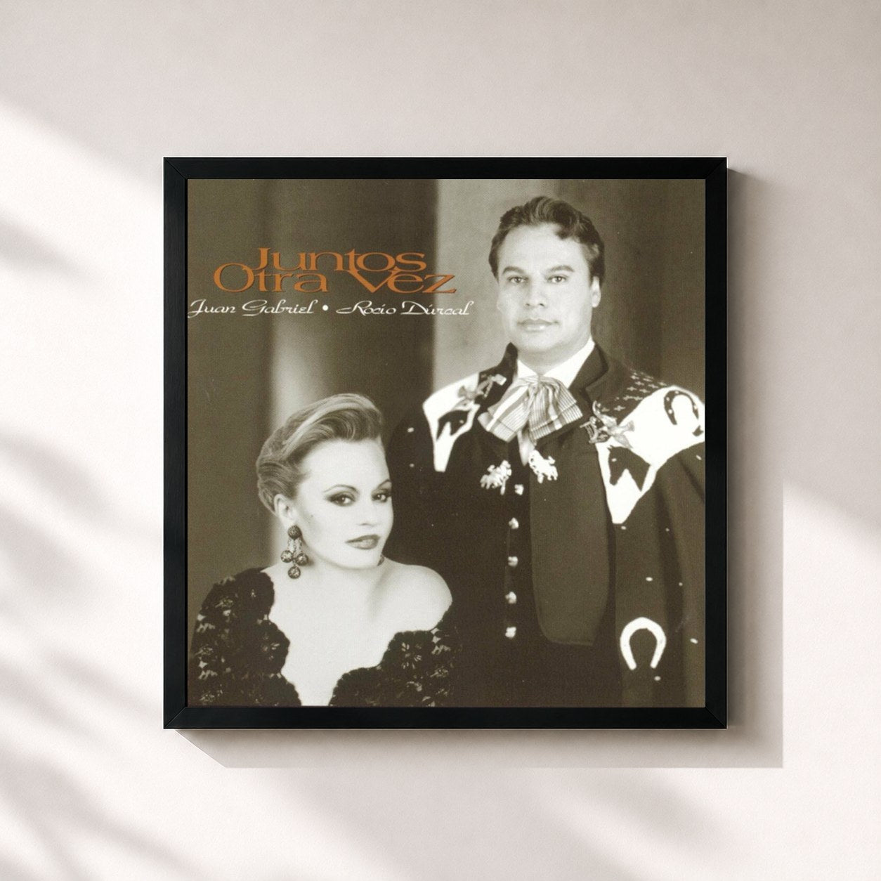 #noir Tableau carré de l'album Juntos Otra Vez (with Juan Gabriel) de Rocio Durcal, cadre noir 32x32 cm