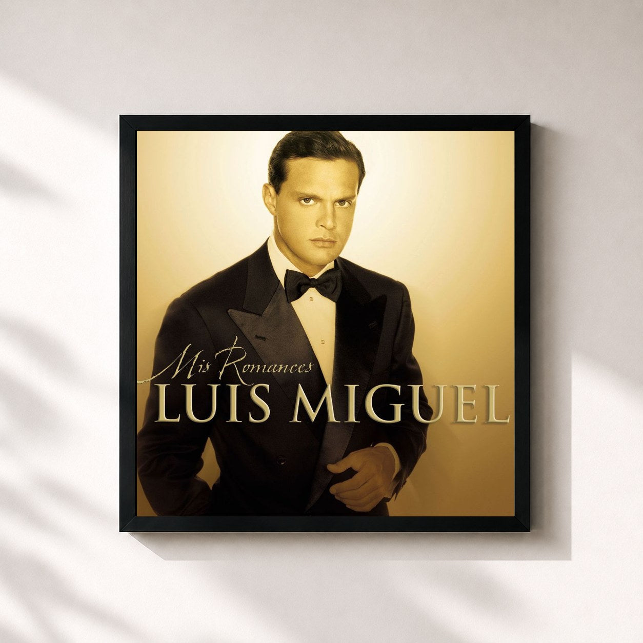 #noir Tableau carré de l'album Mis Romances de Luis Miguel, cadre noir 32x32 cm
