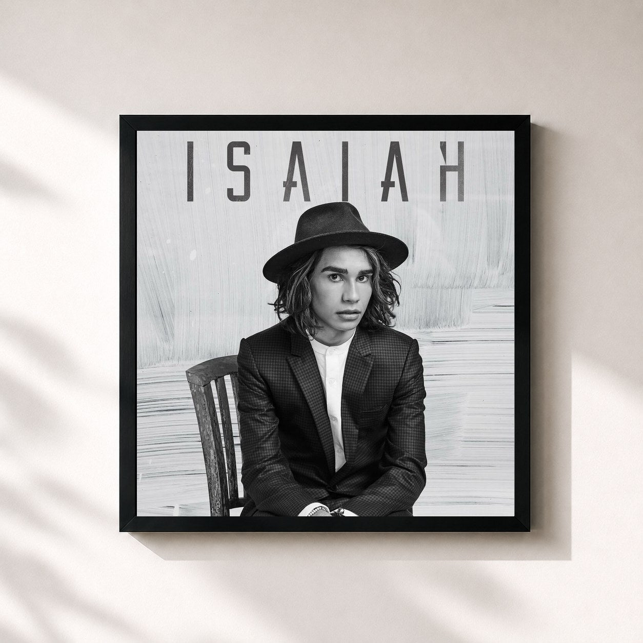 #noir Tableau carré de l'album Isaiah de Isaiah Firebrace, cadre noir 32x32 cm