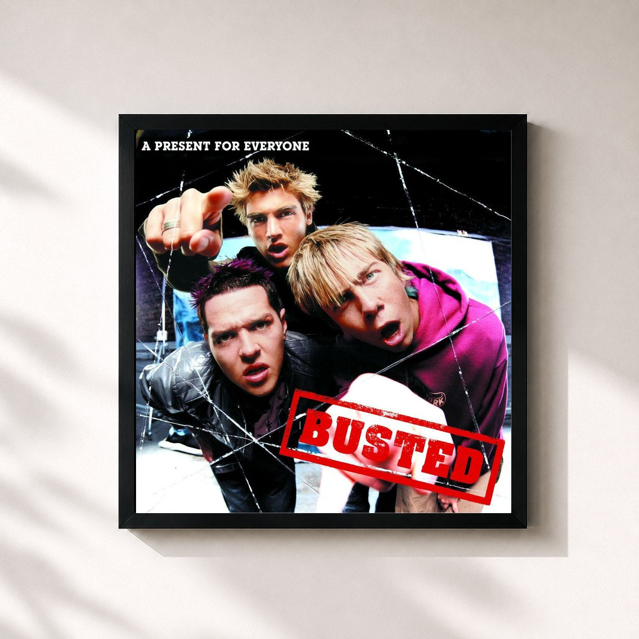 #noir Tableau carré de l'album A Present For Everyone de Busted, cadre noir 32x32 cm
