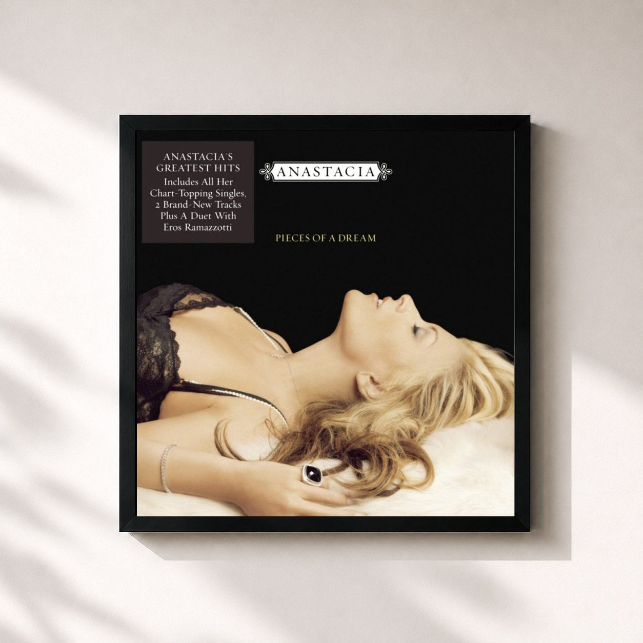 #noir Tableau carré de l'album Pieces of A Dream de Anastacia, cadre noir 32x32 cm