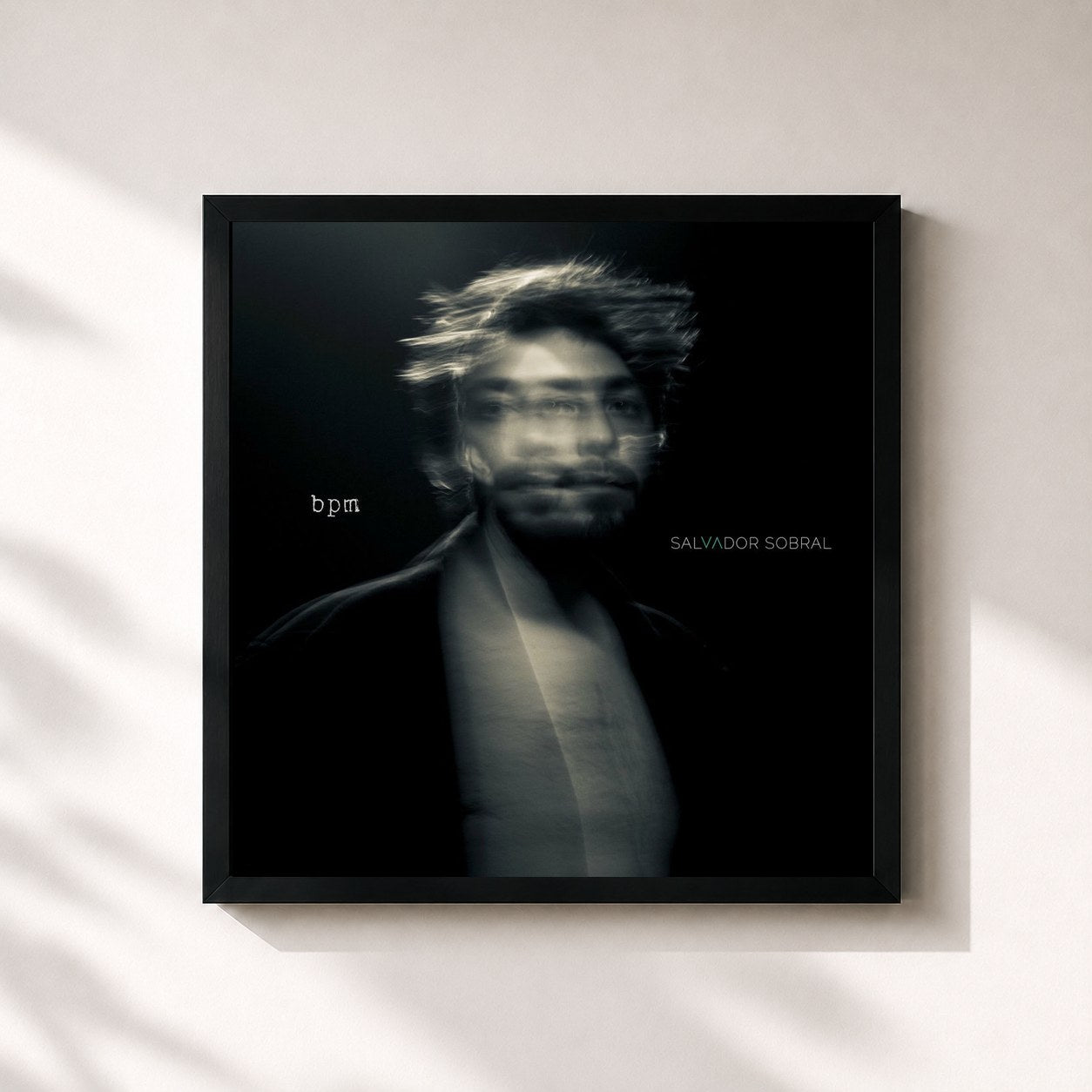 #noir Tableau carré de l'album bpm de Salvador Sobral, cadre noir 32x32 cm
