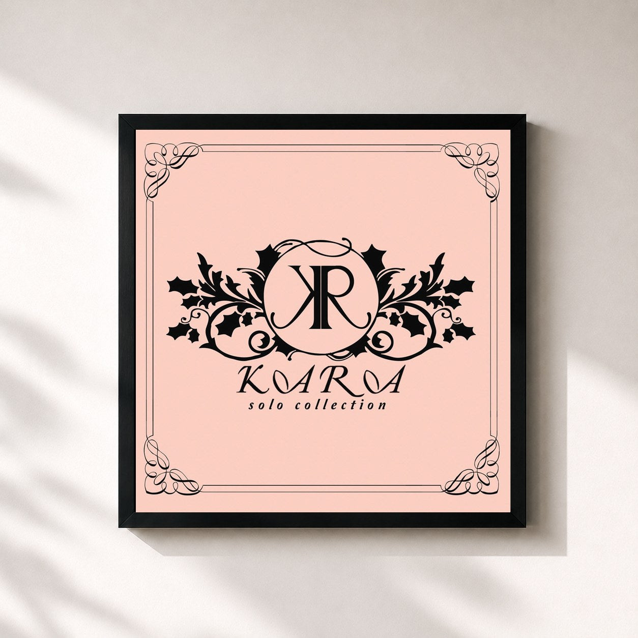 #noir Tableau carré de l'album KARA SoloCollection de Kara, cadre noir 32x32 cm