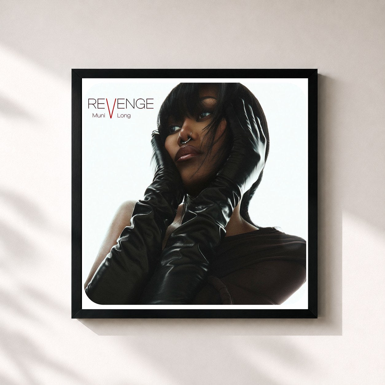#noir Tableau carré de l'album Revenge de Muni Long, cadre noir 32x32 cm