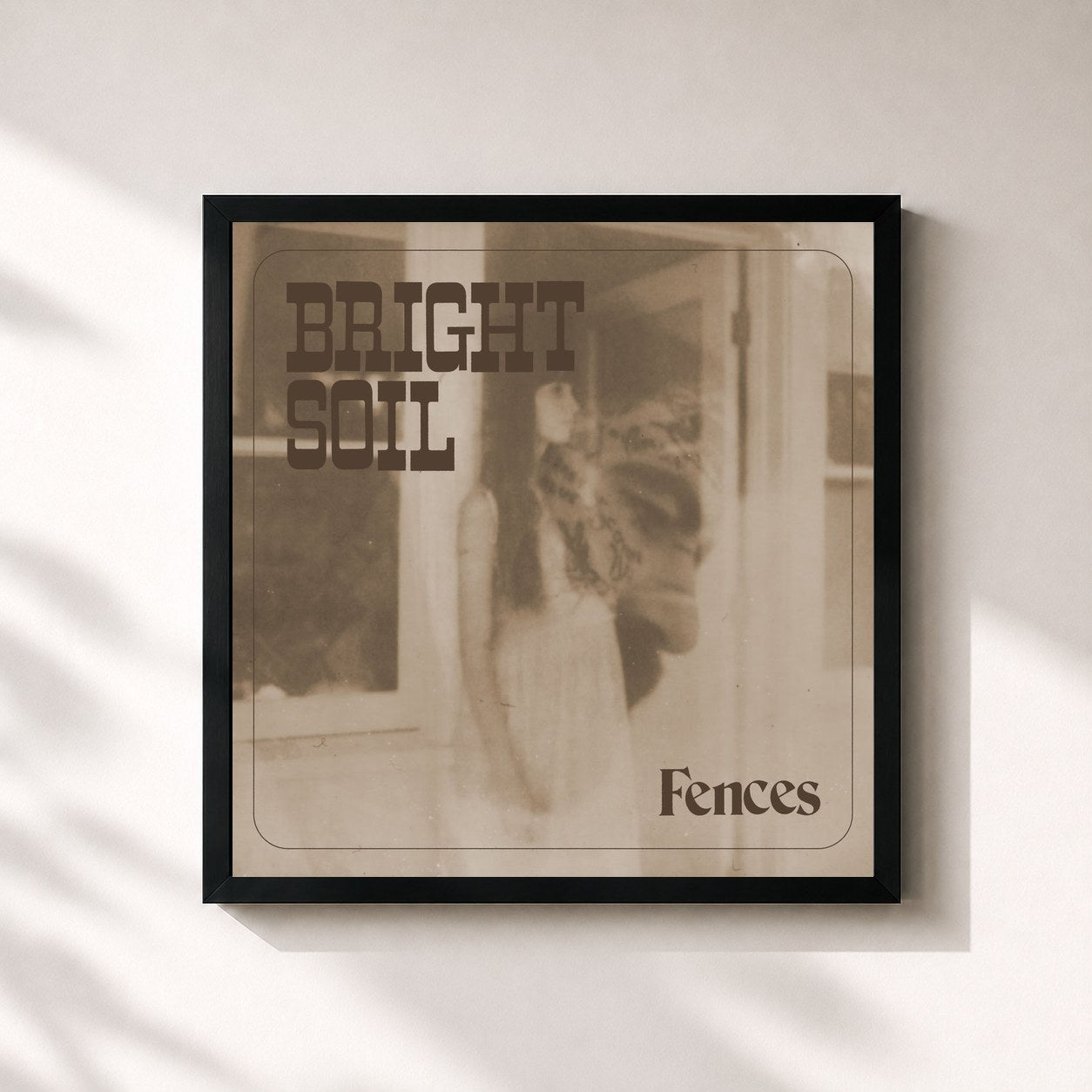 #noir Tableau carré de l'album Bright Soil de Fences, cadre noir 32x32 cm