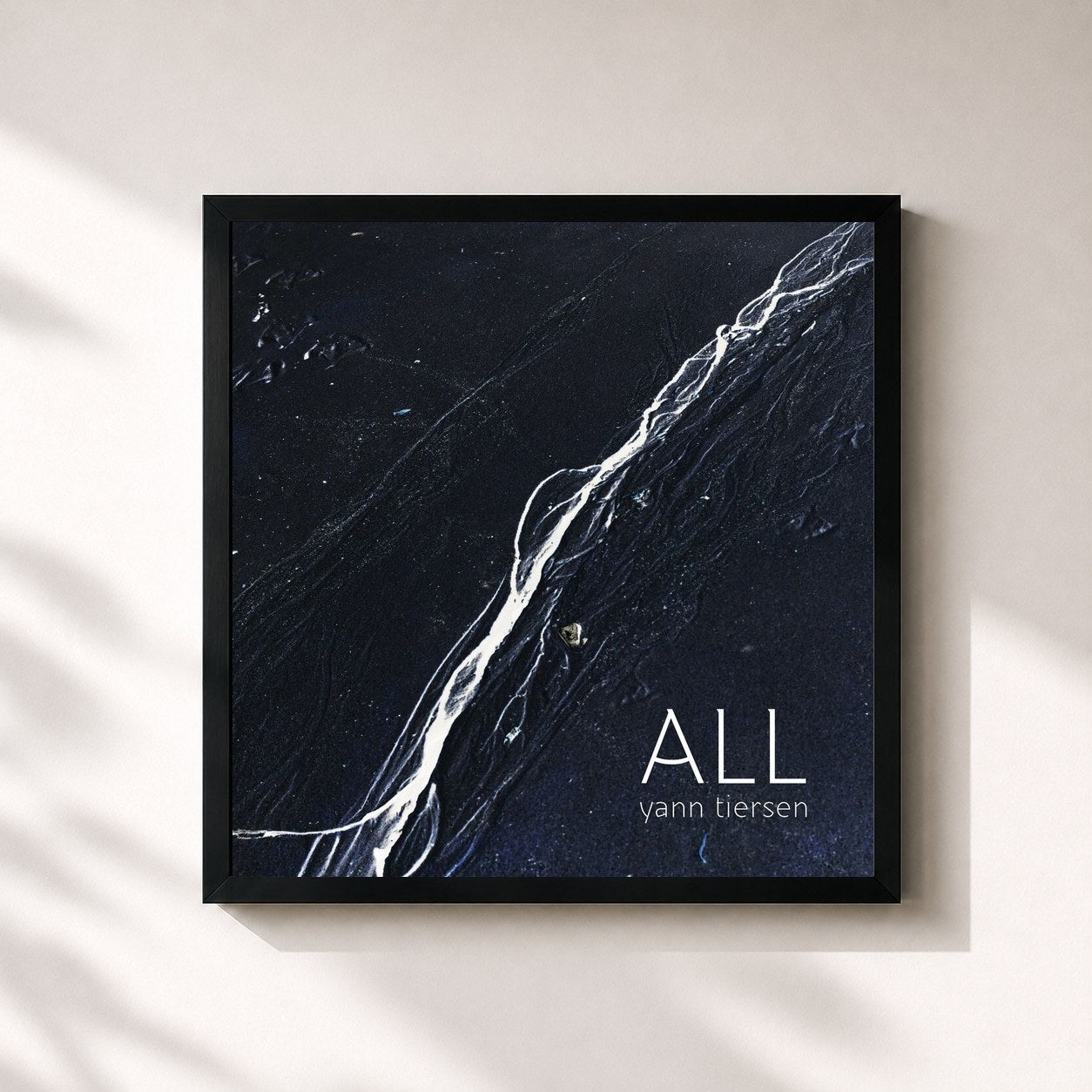 #noir Tableau carré de l'album ALL de Yann Tiersen, cadre noir 32x32 cm