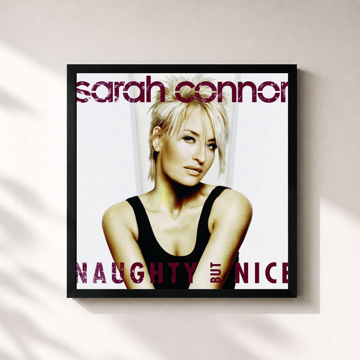 #noir Tableau carré de l'album Naughty But Nice (Digital Version) de Sarah Connor, cadre noir 32x32 cm