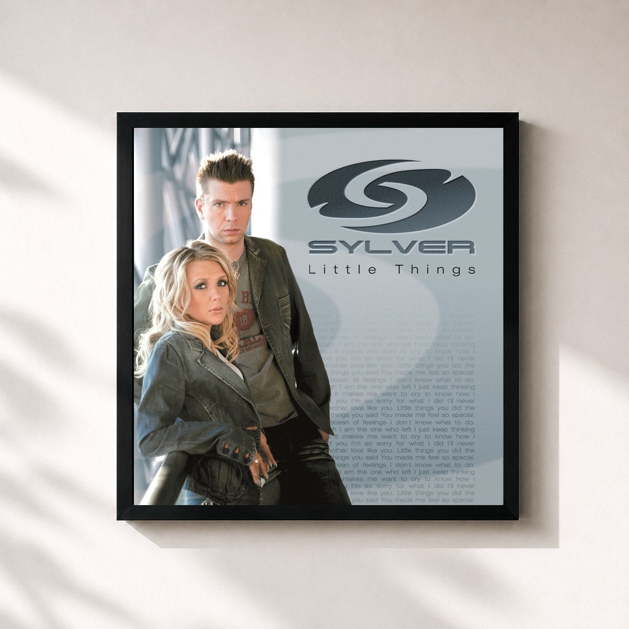 #noir Tableau carré de l'album Little Things de Sylver, cadre noir 32x32 cm
