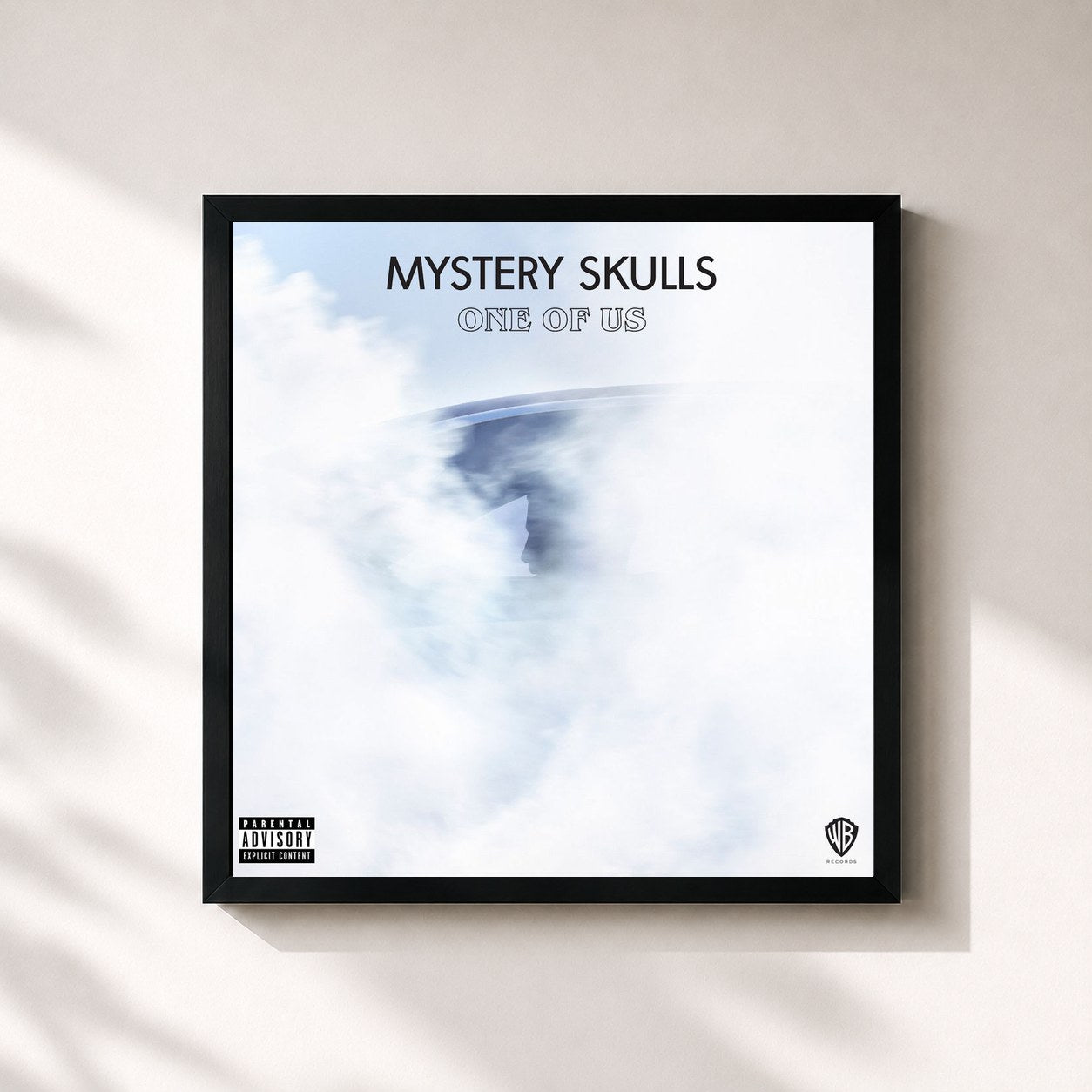#noir Tableau carré de l'album One of Us de Mystery Skulls, cadre noir 32x32 cm