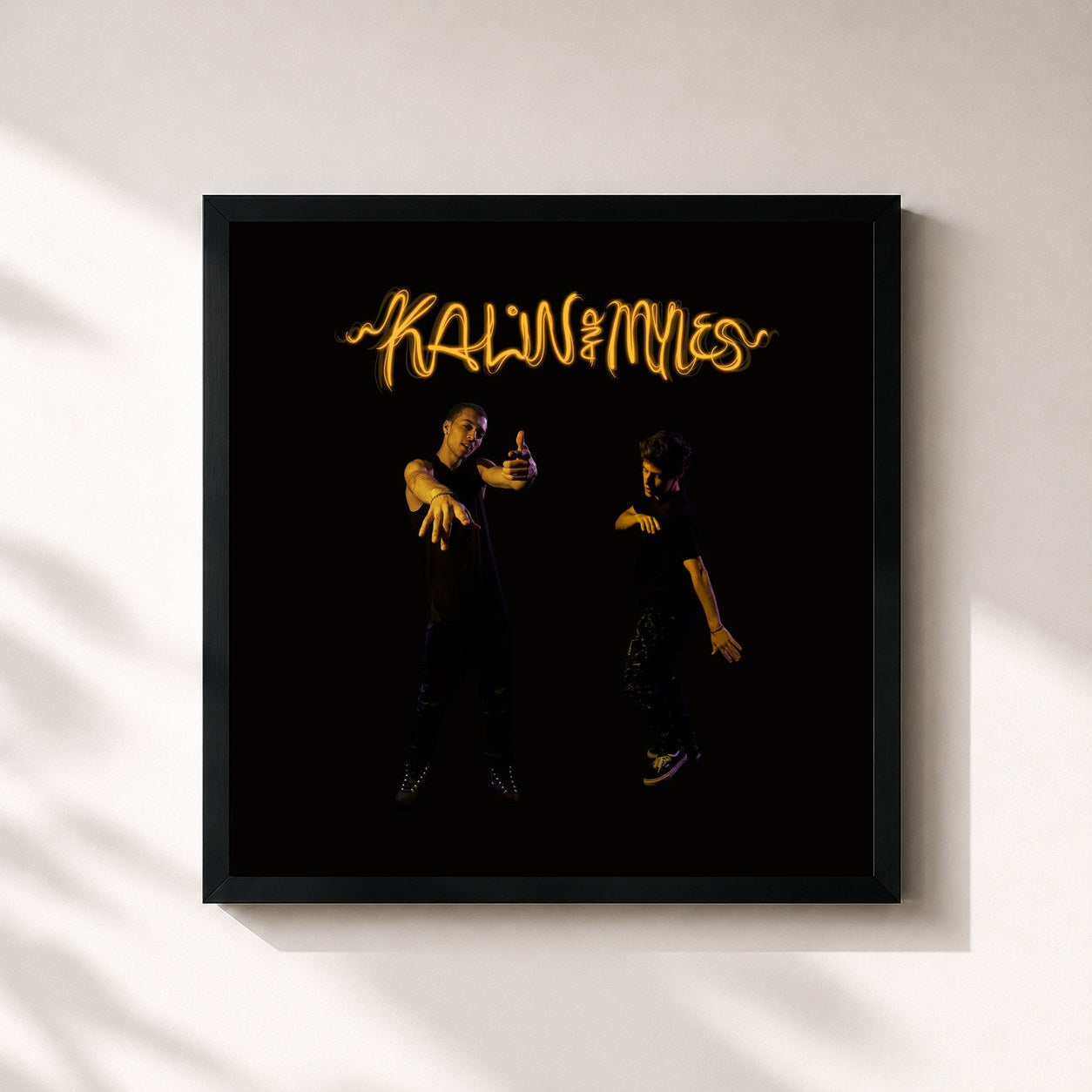 #noir Tableau carré de l'album Kalin And Myles de Kalin and Myles, cadre noir 32x32 cm